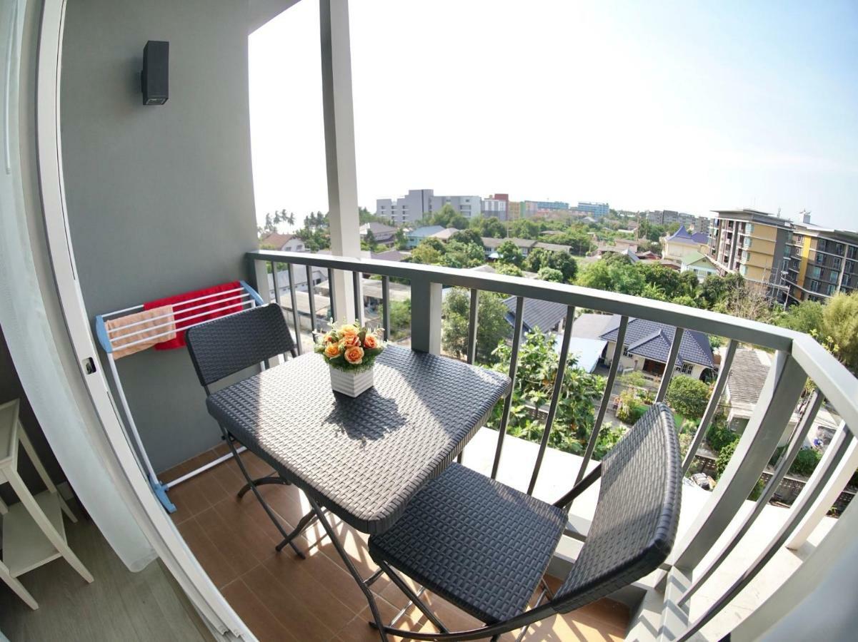 Apartmán The Patio Bangsaen Exteriér fotografie